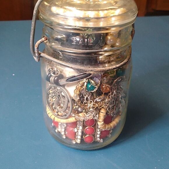 Vintage Atlas Pint Jewelry Jar with Beads and Chains - Picture 4 of 5
